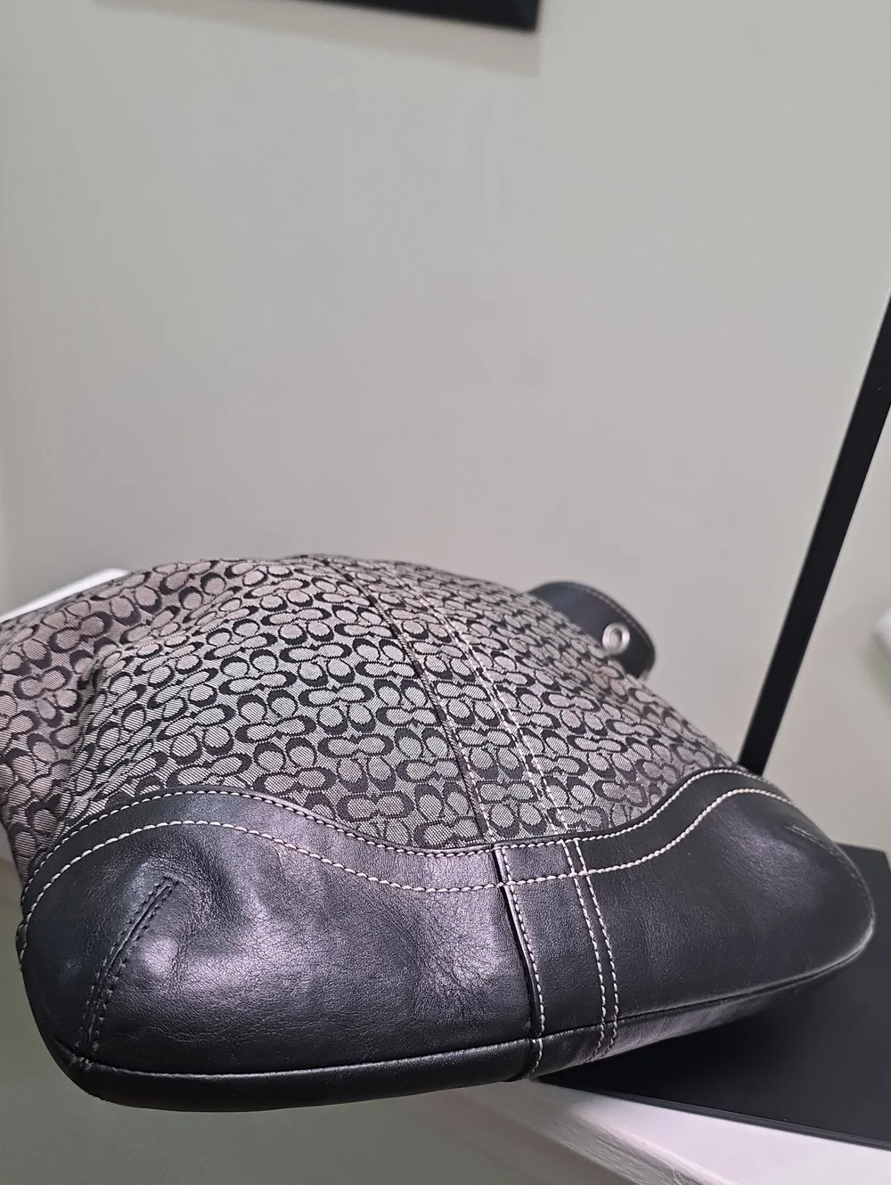 Coach F10944 Grey/Black Signature Print Crossbody Bag w/Matching SOHO Wristlet